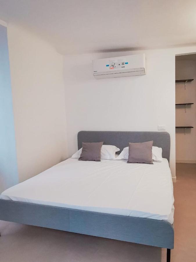 De Ville Guest House Genoa Bagian luar foto